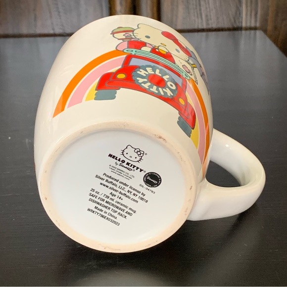 Hello Kitty in Red Jeep 25oz Oversized Ceramic Mug - Picture 7 of 8